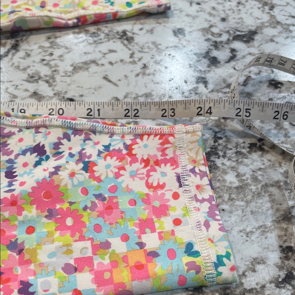 Colorful Fabletics Leggings - Picture 6 of 6